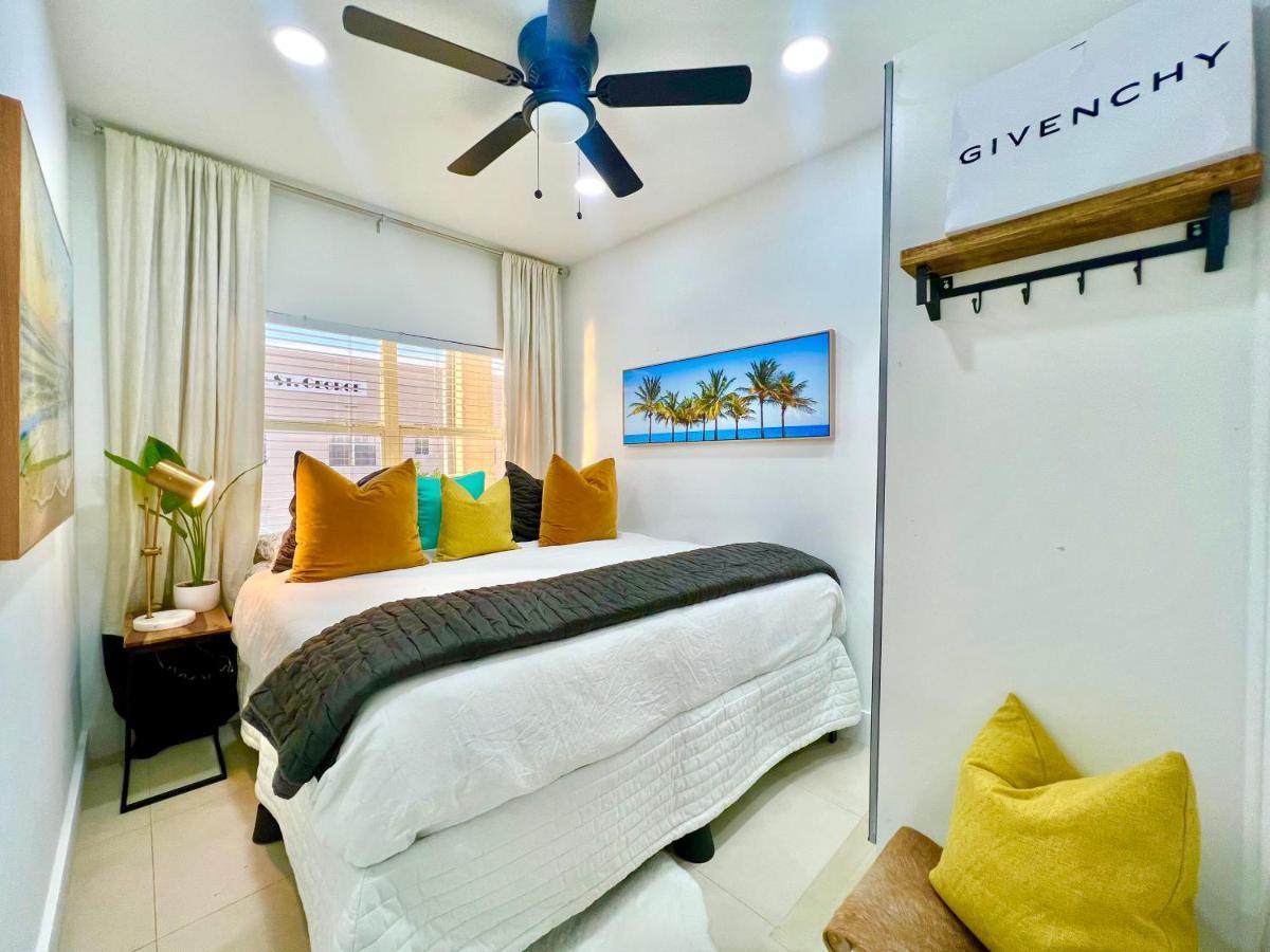 Sobe Monarch 2Bedroom 2 Bath Modern Apt- Walk To Ocean Drive Майами-Бич Экстерьер фото