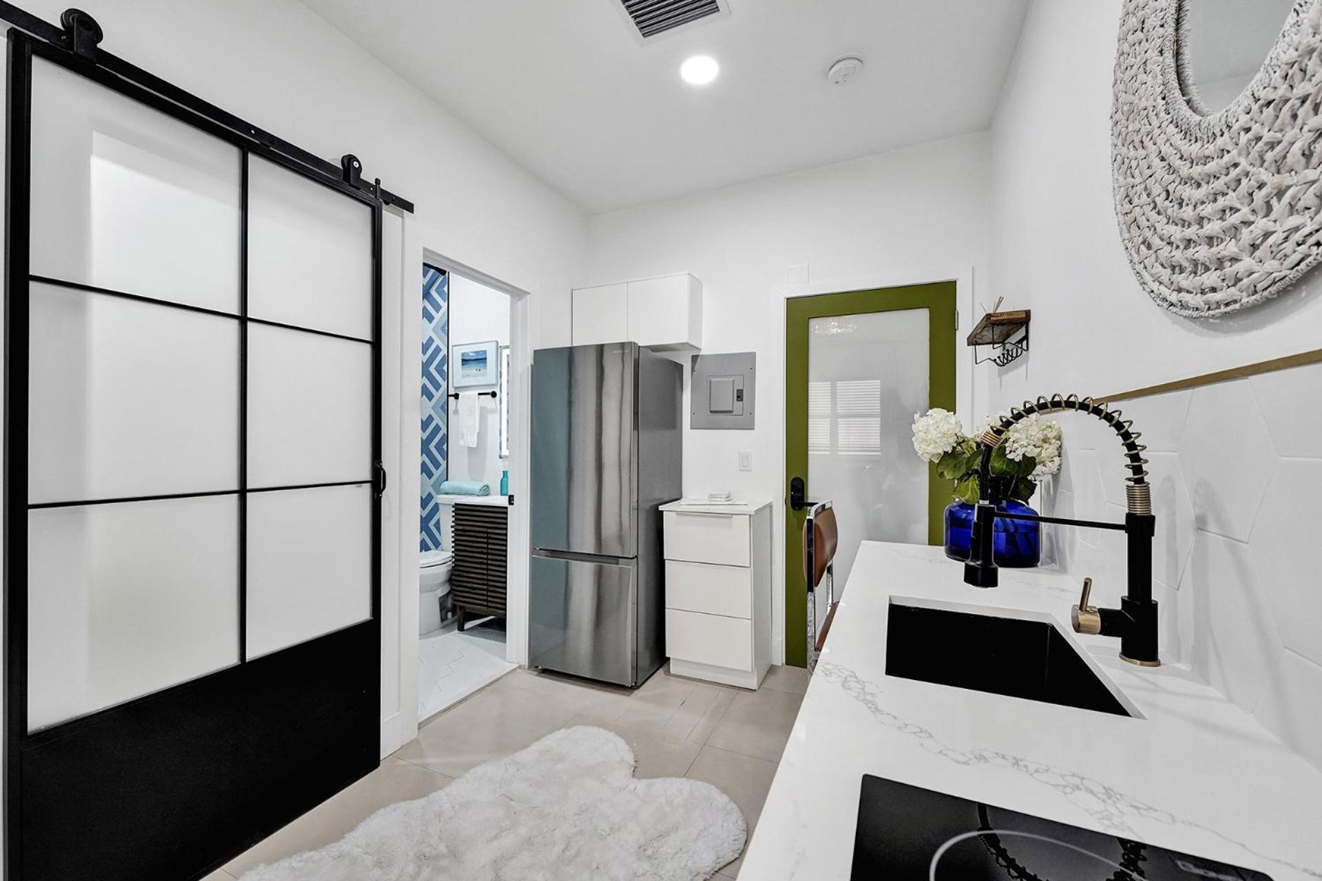 Sobe Monarch 2Bedroom 2 Bath Modern Apt- Walk To Ocean Drive Майами-Бич Экстерьер фото