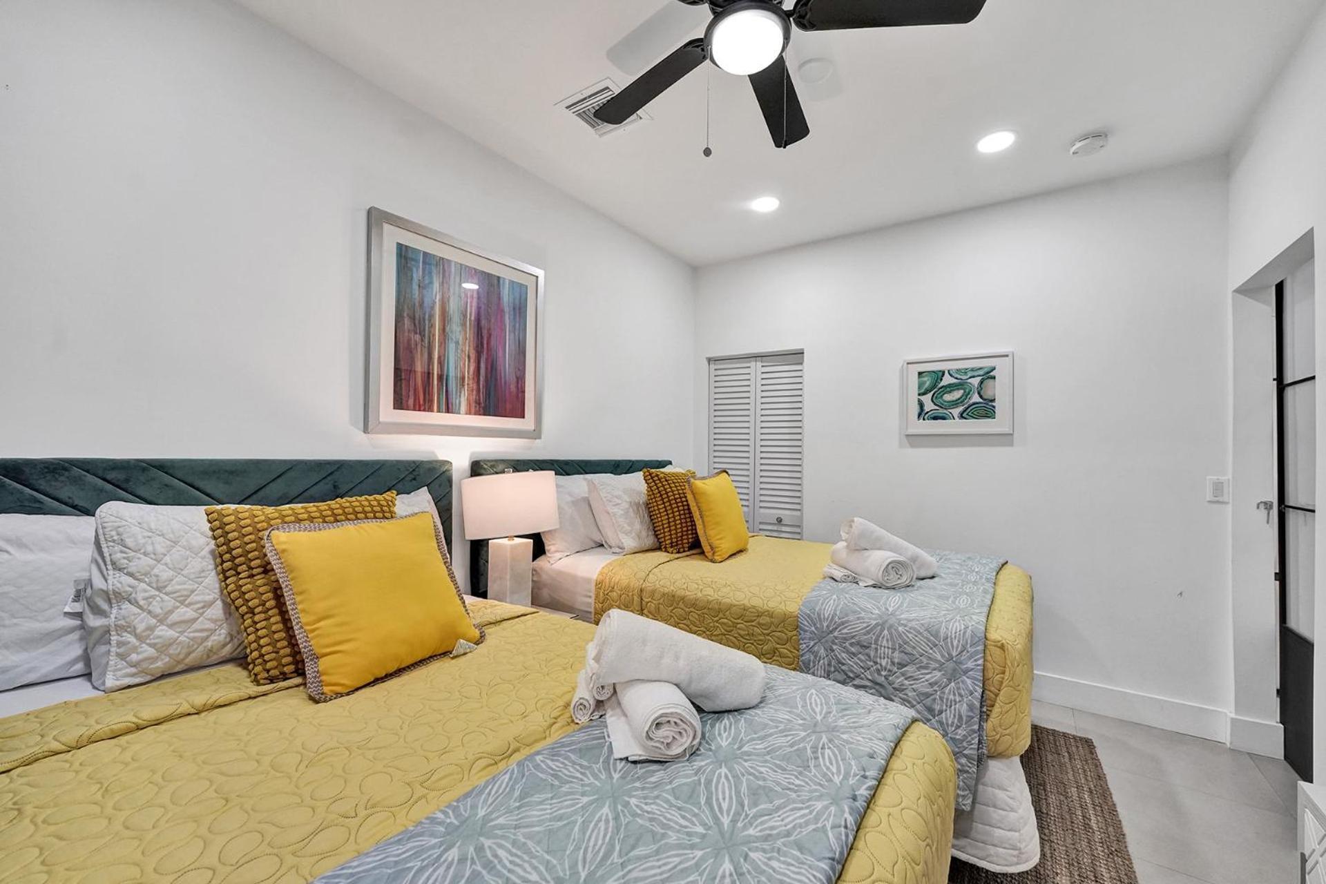 Sobe Monarch 2Bedroom 2 Bath Modern Apt- Walk To Ocean Drive Майами-Бич Экстерьер фото